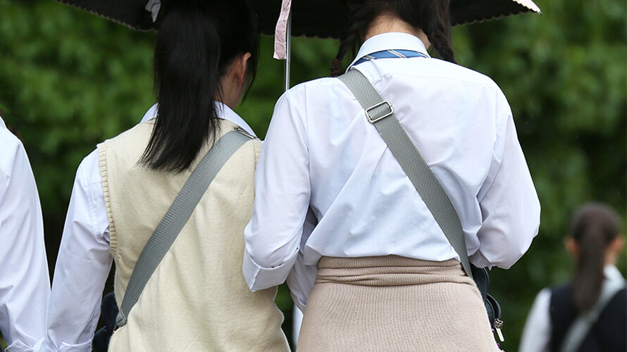 ポニテとおさげのJKちゃん